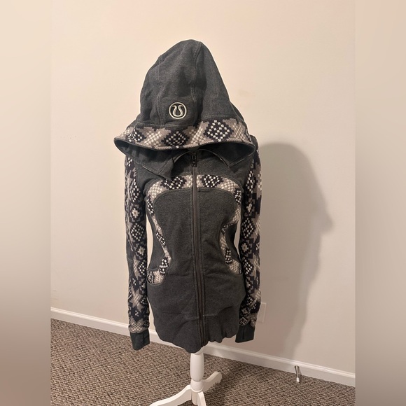Lululemon Live Simply Jacket Charcoal Jacket Size 8 - Picture 2 of 7